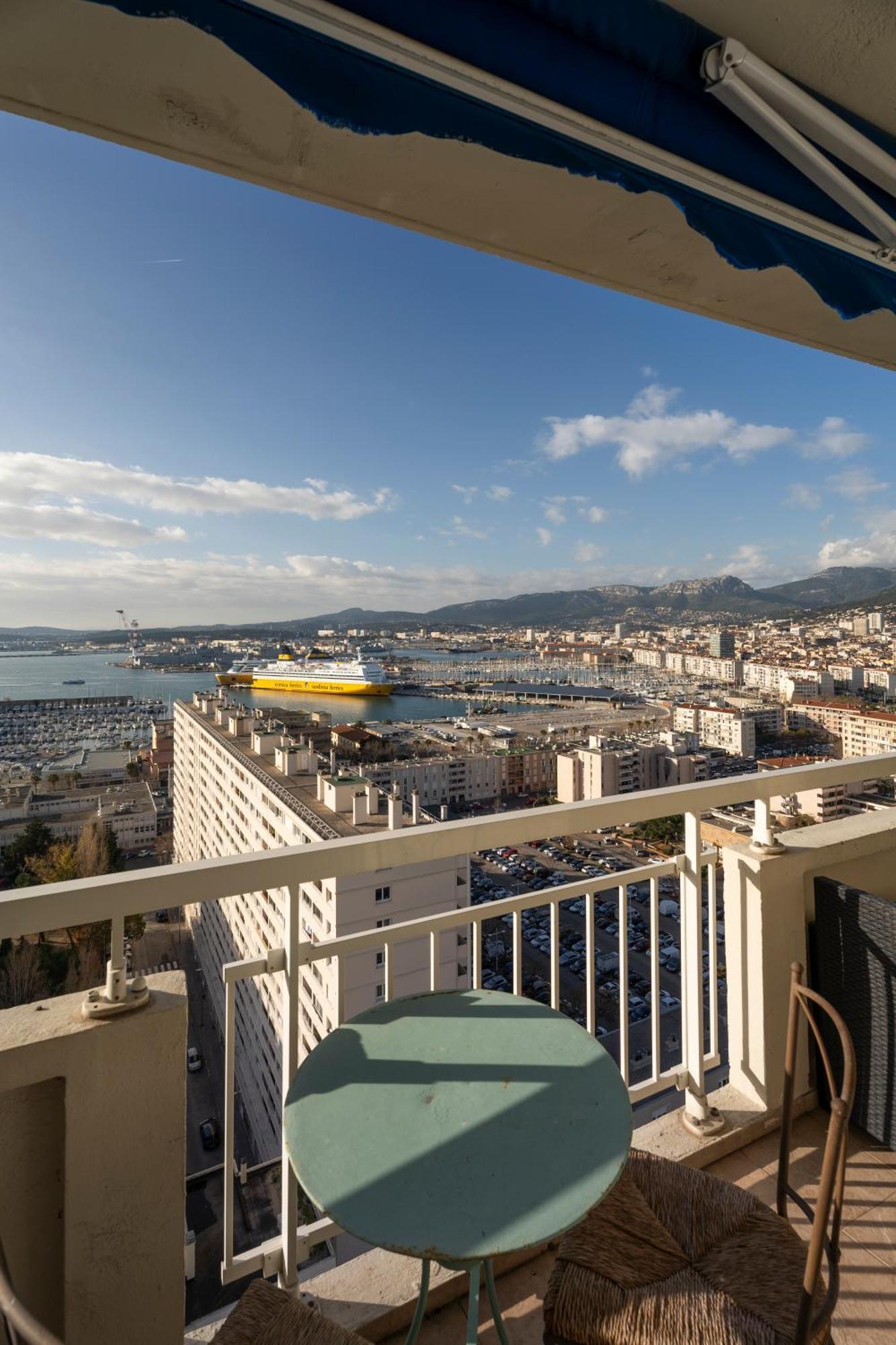 Vue Panoramique, Grand Appartement 2 Chambres A Toulon Kültér fotó